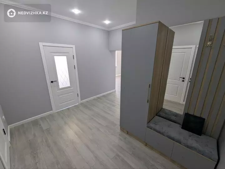70 м², 2-комнатная квартира, этаж 3 из 5, 70 м², изображение - 1
