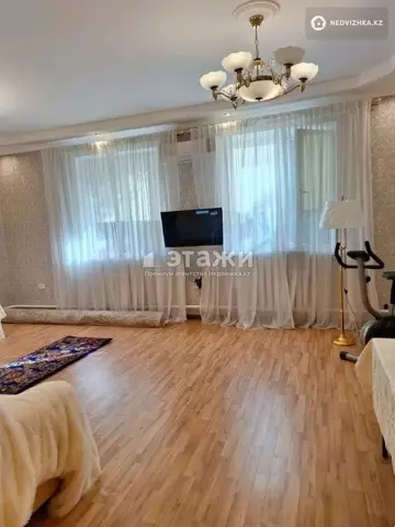 5-комнатный дом, 8 соток, 109 м²