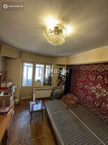 2-комнатная квартира, этаж 2 из 3, 55 м²