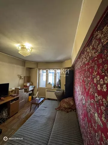 2-комнатная квартира, этаж 2 из 3, 55 м²
