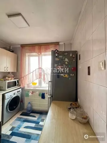 3-комнатная квартира, этаж 4 из 5, 56 м²