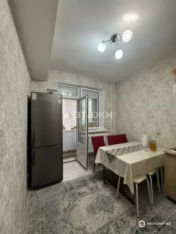 1-комнатная квартира, этаж 1 из 5, 38 м²