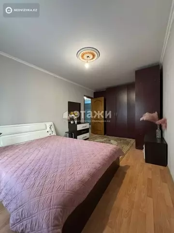 3-комнатная квартира, этаж 4 из 5, 61 м²