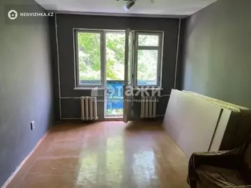 2-комнатная квартира, этаж 3 из 4, 46 м²
