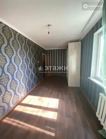 2-комнатная квартира, этаж 3 из 4, 44 м²