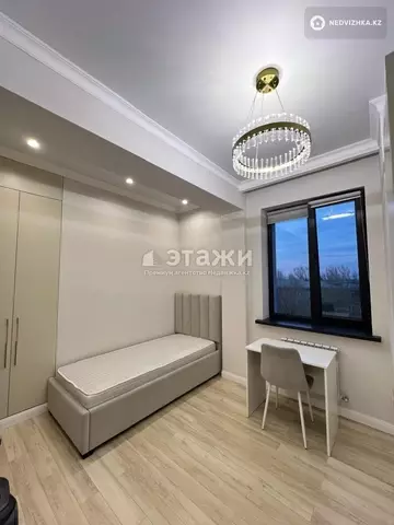 3-комнатная квартира, этаж 5 из 10, 75 м², на длительный срок