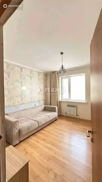 2-комнатная квартира, этаж 4 из 14, 52 м²
