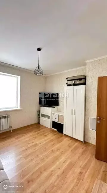 2-комнатная квартира, этаж 4 из 14, 52 м²
