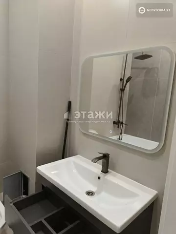 3-комнатная квартира, этаж 2 из 5, 64 м²