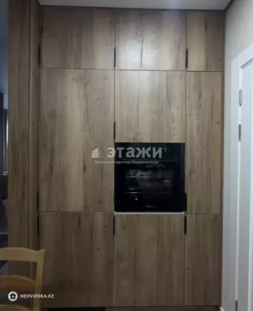 4-комнатная квартира, этаж 2 из 6, 82 м²