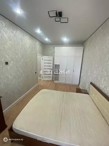 2-комнатная квартира, этаж 7 из 8, 62 м², на длительный срок