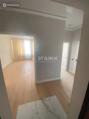 61.7 м², 2-комнатная квартира, этаж 7 из 8, 62 м², на длительный срок, изображение - 10
