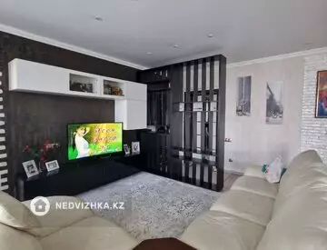2-комнатная квартира, этаж 9 из 9, 60 м²