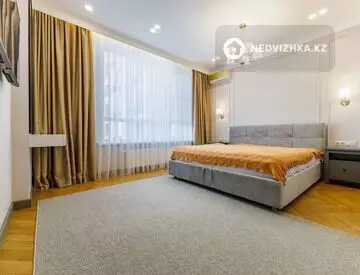 3-комнатная квартира, этаж 6 из 9, 117 м²