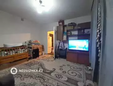 1-комнатная квартира, этаж 4 из 4, 27 м²