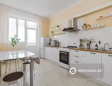 150 м², 3-комнатная квартира, этаж 8 из 15, 150 м², посуточно, изображение - 11