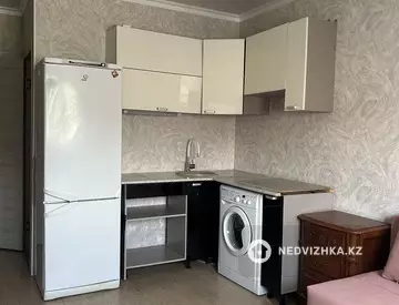 1-комнатная квартира, этаж 3 из 3, 18 м²