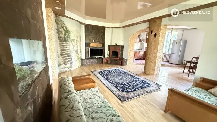 130 м², 3-комнатная квартира, этаж 3 из 3, 130 м², на длительный срок, изображение - 1