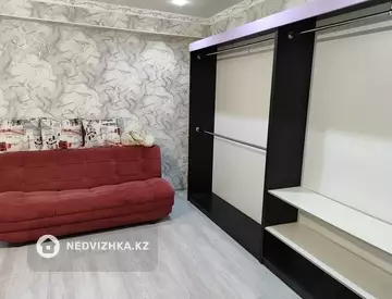 1-комнатная квартира, этаж 2 из 10, 51 м², на длительный срок