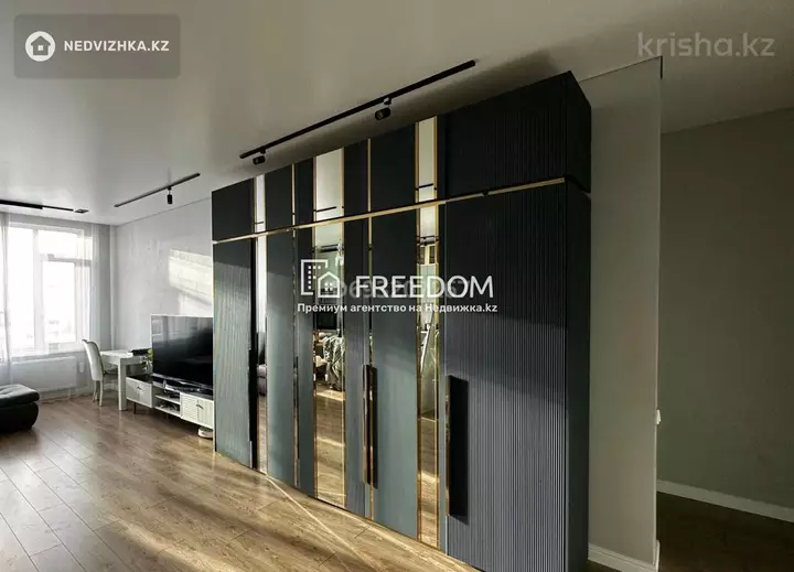 108.8 м², 3-комнатная квартира, этаж 8 из 12, 109 м², изображение - 1