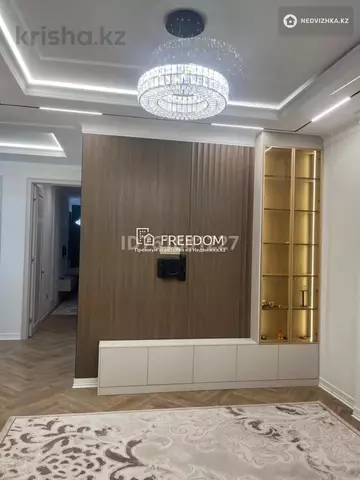 3-комнатная квартира, этаж 14 из 18, 101 м²