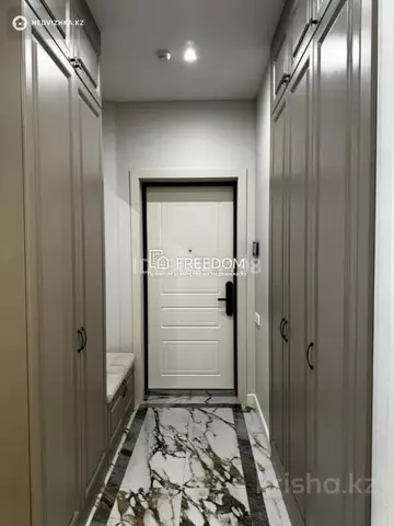 3-комнатная квартира, этаж 4 из 12, 87 м²