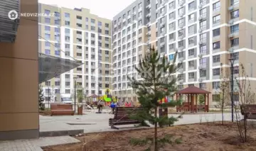1-комнатная квартира, этаж 3 из 12, 40 м²