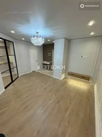 2-комнатная квартира, этаж 2 из 10, 50 м²