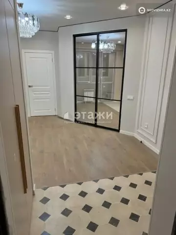 2-комнатная квартира, этаж 2 из 10, 50 м²