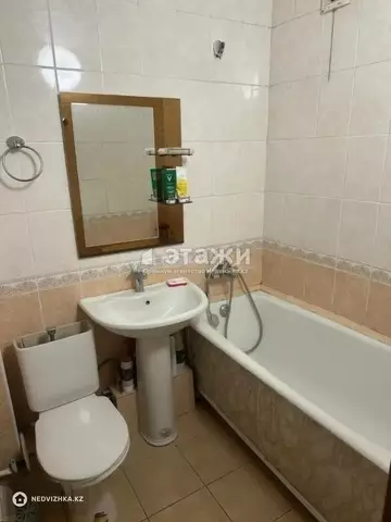 2-комнатная квартира, этаж 4 из 4, 42 м²