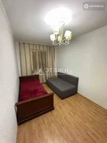 2-комнатная квартира, этаж 4 из 4, 42 м²