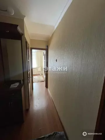 1-комнатная квартира, этаж 3 из 5, 38 м²