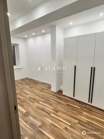 4-комнатная квартира, этаж 3 из 5, 95 м²