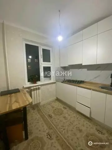 3-комнатная квартира, этаж 3 из 4, 65 м²