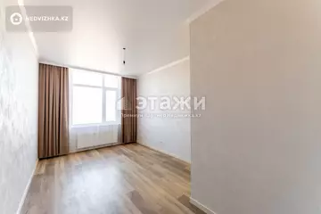 1-комнатная квартира, этаж 8 из 16, 36 м²