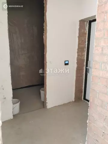 1-комнатная квартира, этаж 1 из 9, 37 м²