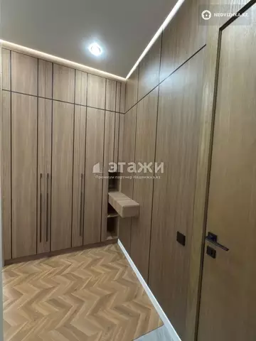 2-комнатная квартира, этаж 10 из 15, 54 м²