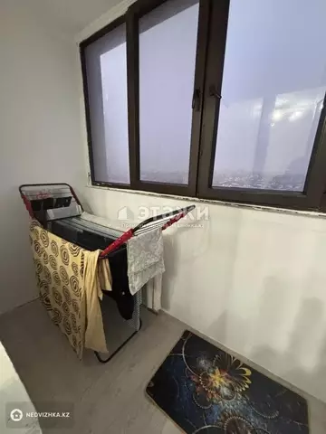 2-комнатная квартира, этаж 11 из 14, 37 м²