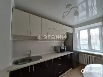 2-комнатная квартира, этаж 2 из 5, 52 м²