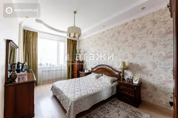 3-комнатная квартира, этаж 4 из 10, 92 м²