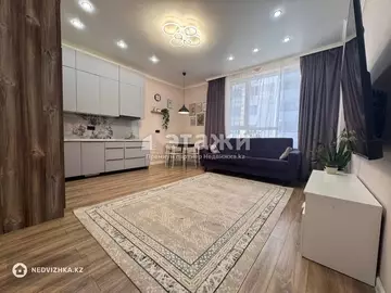 3-комнатная квартира, этаж 8 из 16, 80 м²