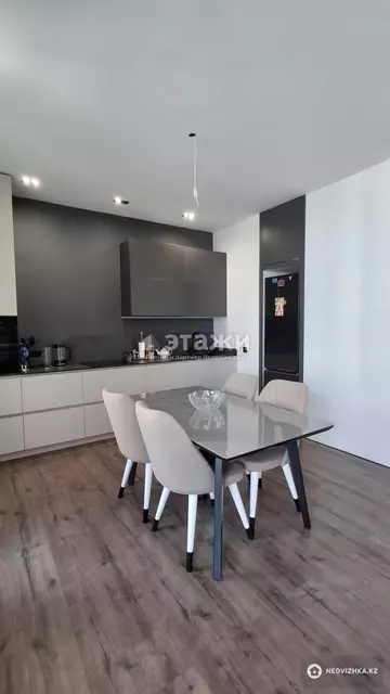 3-комнатная квартира, этаж 7 из 22, 105 м²