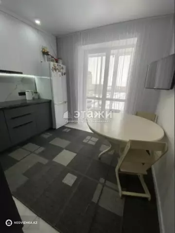2-комнатная квартира, этаж 9 из 12, 61 м²
