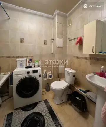 2-комнатная квартира, этаж 4 из 12, 64 м²