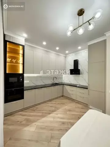 3-комнатная квартира, этаж 7 из 9, 103 м²