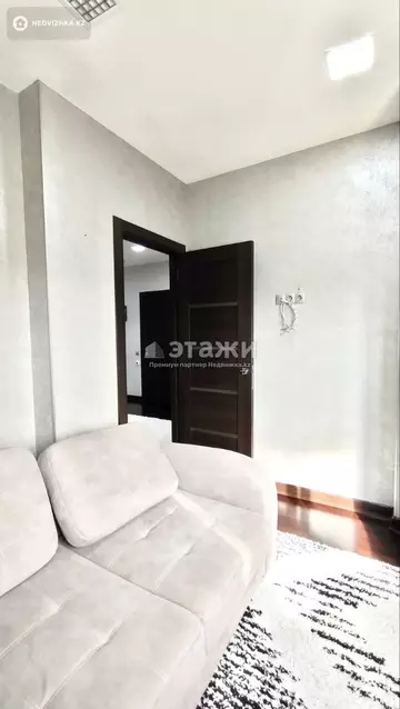 2-комнатная квартира, этаж 11 из 25, 52 м²