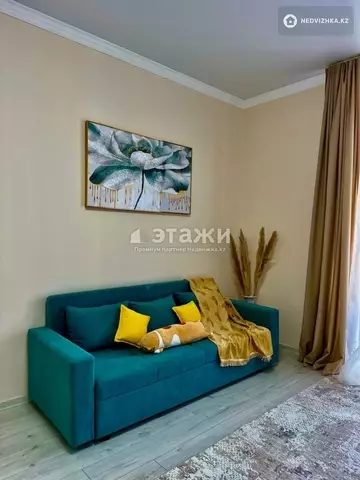 1-комнатная квартира, этаж 7 из 12, 42 м²