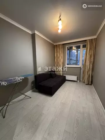 4-комнатная квартира, этаж 2 из 10, 90 м²