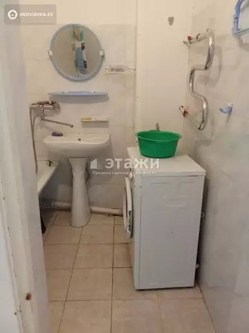 2-комнатная квартира, этаж 3 из 9, 65 м²
