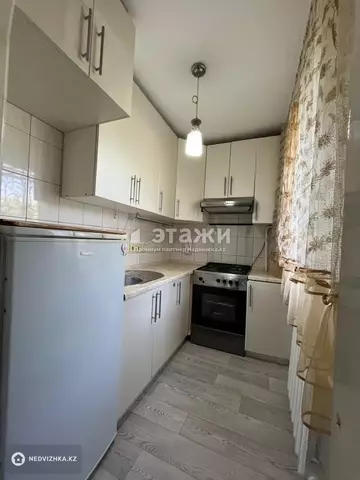 3-комнатная квартира, этаж 1 из 5, 57 м²